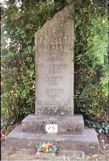 Memorial at Carsac