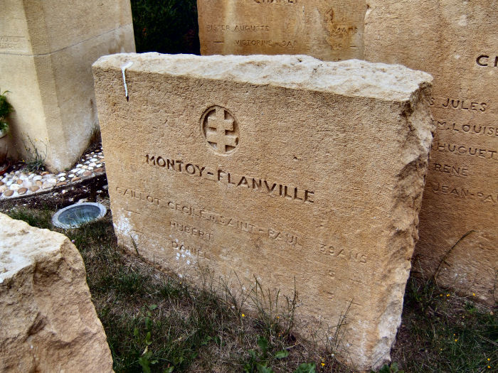 Memorial to the Gaillot family