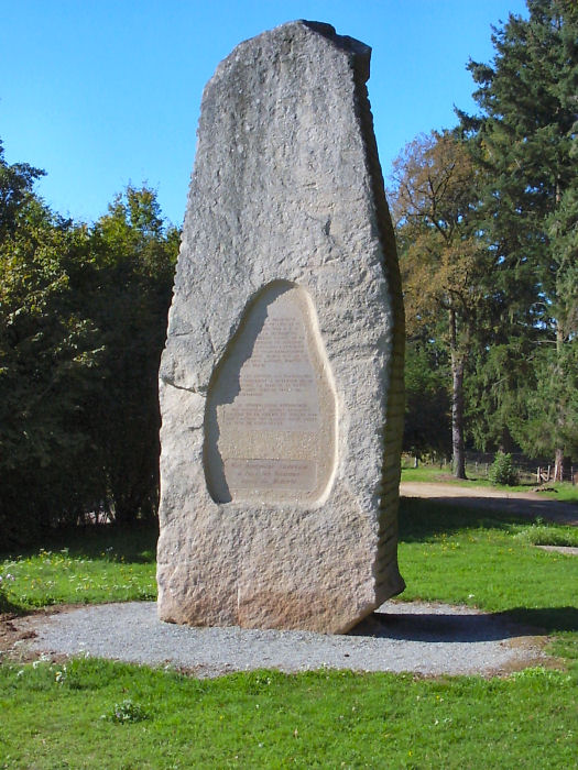 Memorial to the kidnapping of Kämpfe on the N141