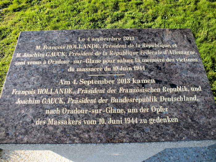 Memorial to the visit of the Presidents in 2013