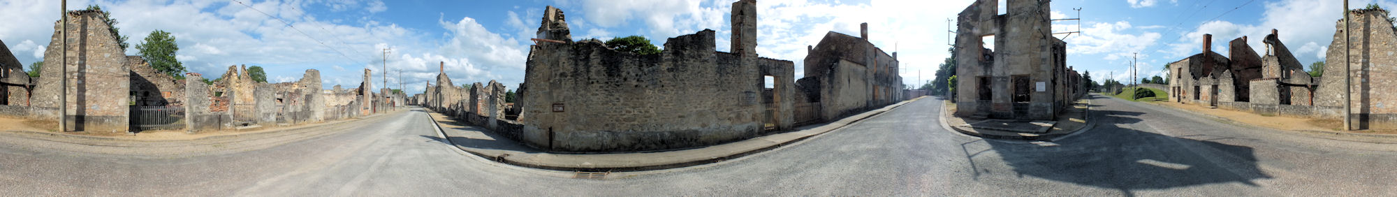 Panorama looking up and down the Rue Emile Desourteaux from the junction with the St Junien road